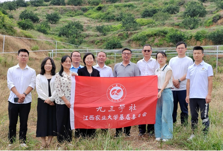 九三學(xué)社江西農(nóng)業(yè)大學(xué)基層委員會(huì)赴南豐開(kāi)展調(diào)研1.png